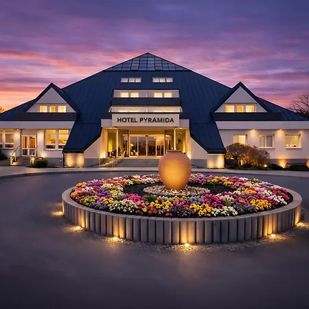 Lazensky Pyramida Hotel Františkovy Lázně