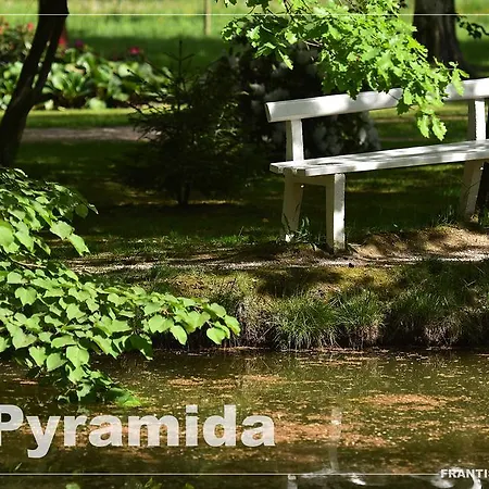 Lazensky Pyramida 4*