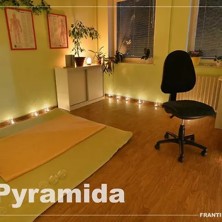 Lazensky Pyramida Szálloda 4*