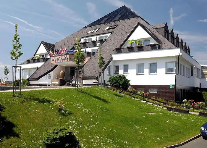 Lazensky Pyramida Hotell 4*